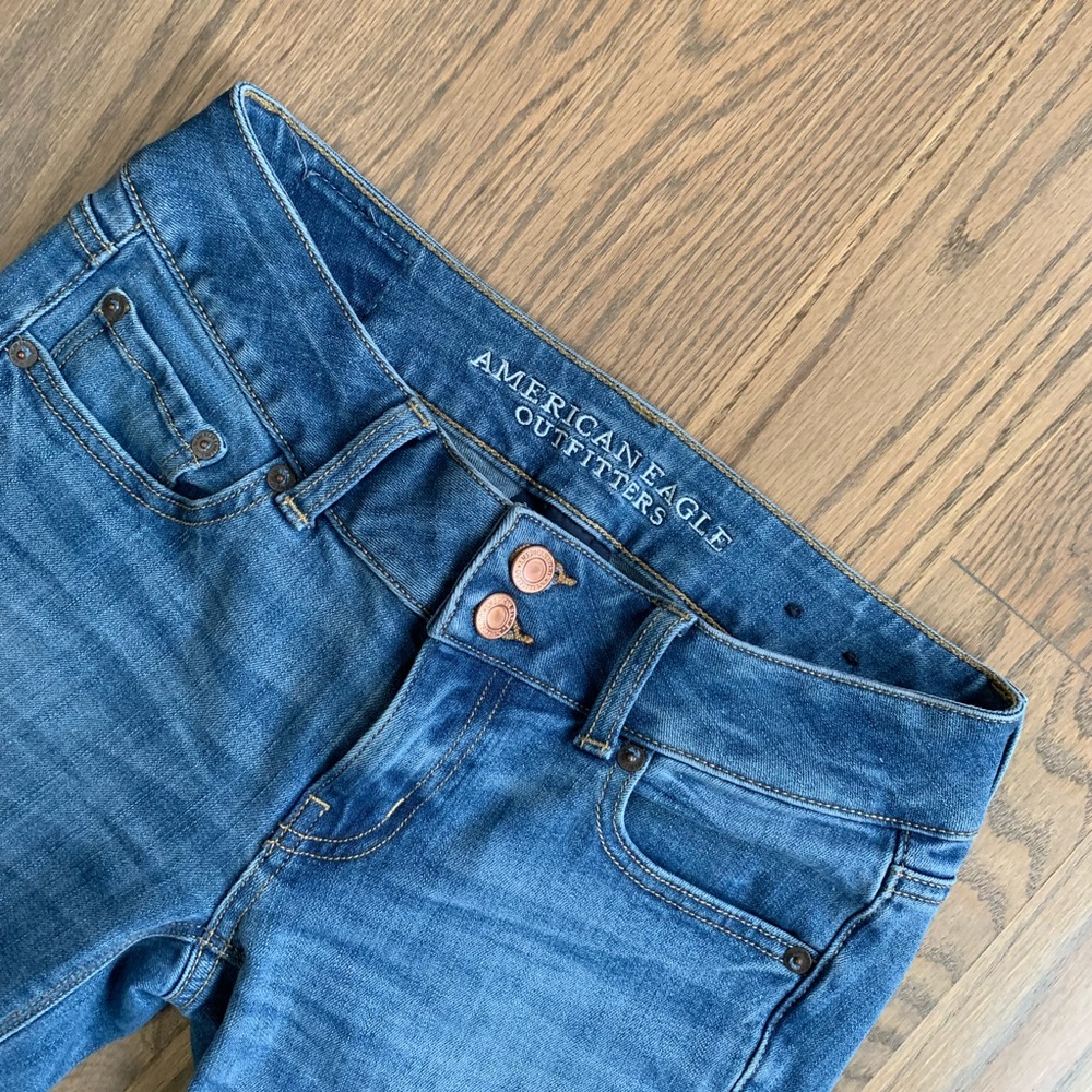 *3/$20* American Eagle Flare Jeans